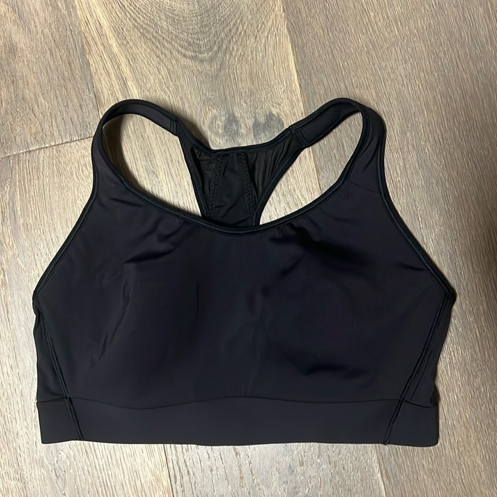 Athleta black sports bra size 38 D